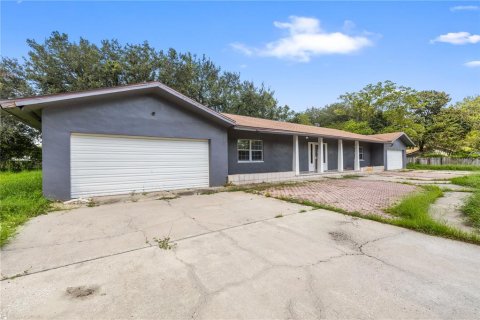 Villa ou maison à vendre à Tampa, Floride: 3 chambres, 276.85 m2 № 2361027 - photo 10