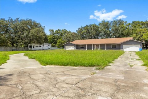 Villa ou maison à vendre à Tampa, Floride: 3 chambres, 276.85 m2 № 2361027 - photo 4