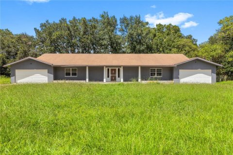 Villa ou maison à vendre à Tampa, Floride: 3 chambres, 276.85 m2 № 2361027 - photo 2