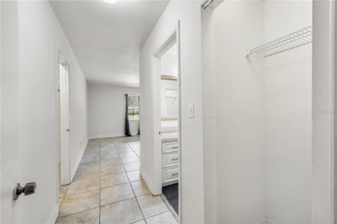 Villa ou maison à vendre à Tampa, Floride: 3 chambres, 276.85 m2 № 2361027 - photo 29
