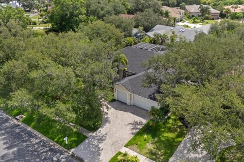 House in Gulfport, Florida 4 bedrooms, 248.42 sq.m. № 2323043 - photo 8
