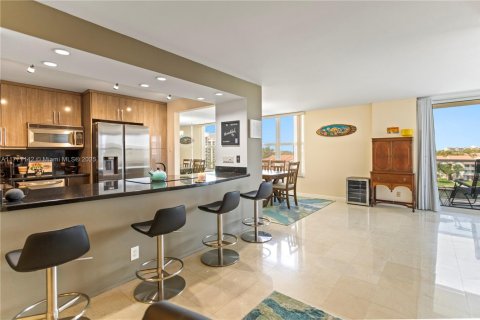 Condo in Hollywood, Florida, 3 bedrooms  № 1865600 - photo 8