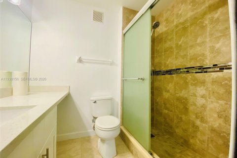 Купить таунхаус в Маргит, Флорида 2 спальни, 103.12м2, № 1996424 - фото 28