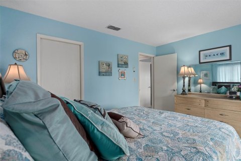 House in Hudson, Florida 3 bedrooms, 176.89 sq.m. № 1832903 - photo 26