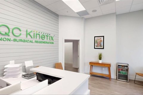 Immobilier commercial à Gainesville, Floride 179.21 m2 № 2133867