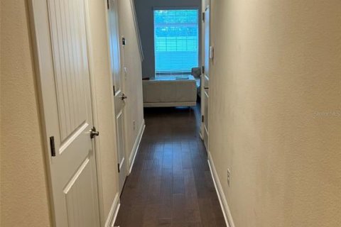 Touwnhouse à louer à Tampa, Floride: 3 chambres, 155.8 m2 № 2102077 - photo 6