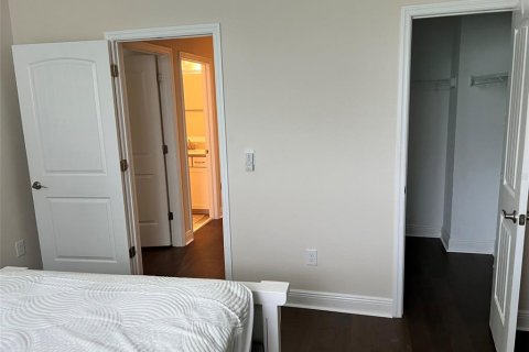 Touwnhouse à louer à Tampa, Floride: 3 chambres, 155.8 m2 № 2102077 - photo 18