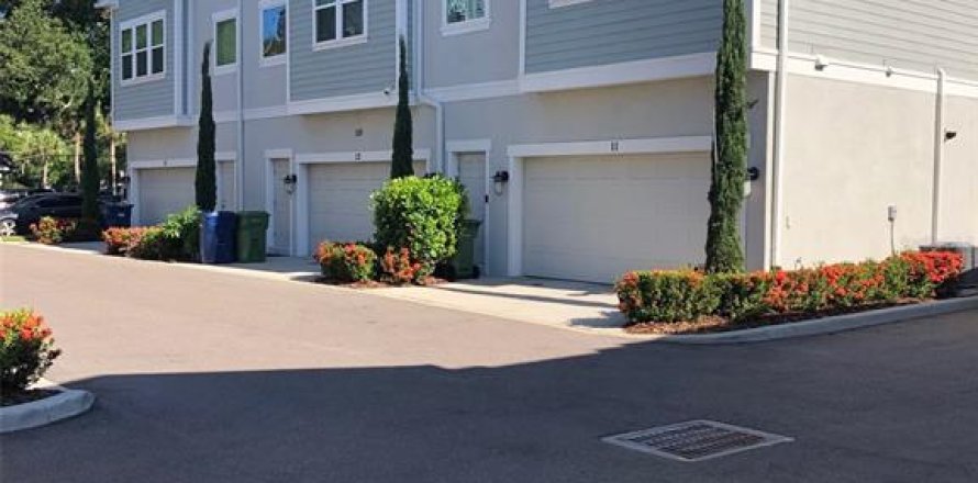Touwnhouse à Tampa, Floride 3 chambres, 155.8 m2 № 2102077