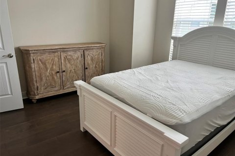 Touwnhouse à louer à Tampa, Floride: 3 chambres, 155.8 m2 № 2102077 - photo 17