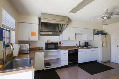 House in Port Charlotte, Florida 2 bedrooms, 96.34 sq.m. № 1592679 - photo 29