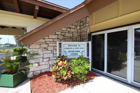 House in Port Charlotte, Florida 2 bedrooms, 96.34 sq.m. № 1592679 - photo 26
