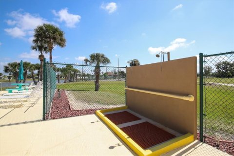 House in Port Charlotte, Florida 2 bedrooms, 96.34 sq.m. № 1592679 - photo 30
