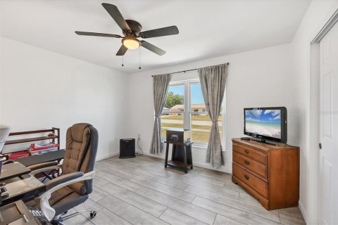 House in Port Charlotte, Florida 2 bedrooms, 96.34 sq.m. № 1592679 - photo 13