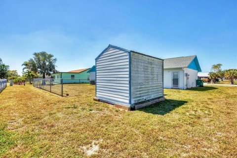 House in Port Charlotte, Florida 2 bedrooms, 96.34 sq.m. № 1592679 - photo 23