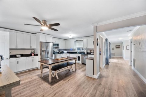 Villa ou maison à vendre à Lakeland, Floride: 5 chambres, 217.48 m2 № 2421740 - photo 7