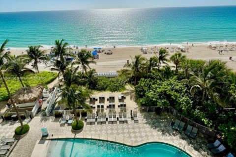 Снять в аренду кондоминиум в Санни-Айлс-Бич, Флорида 1 спальня, 91.97м2, № 1963237 - фото 11