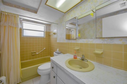 Casa en venta en New Port Richey, Florida, 3 dormitorios, 121.42 m2 № 1835838 - foto 11