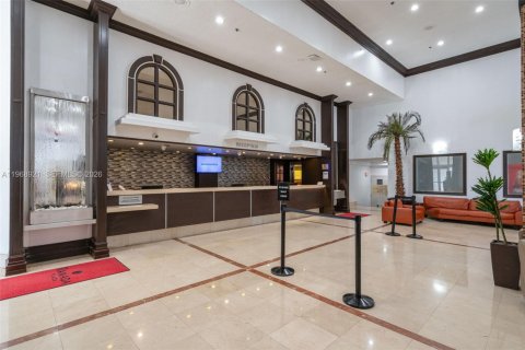 Condominio en venta en Sunny Isles Beach, Florida, 39.02 m2 № 2029981 - foto 4