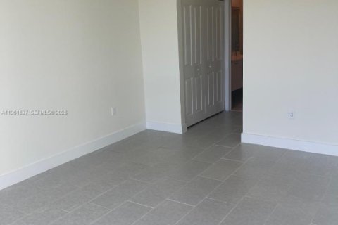 Купить кондоминиум в Дорал, Флорида 3 спальни, 104.42м2, № 2025829 - фото 25