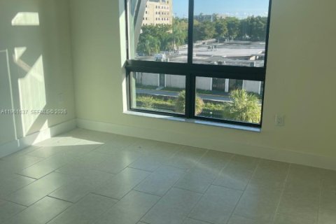 Купить кондоминиум в Дорал, Флорида 3 спальни, 104.42м2, № 2025829 - фото 9