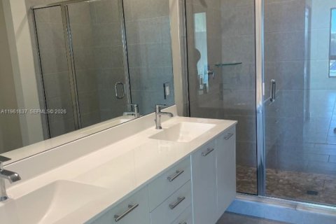 Купить кондоминиум в Дорал, Флорида 3 спальни, 104.42м2, № 2025829 - фото 22