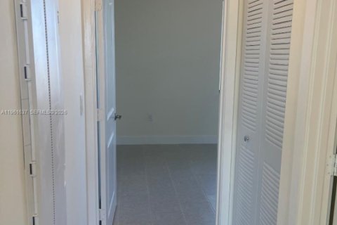 Купить кондоминиум в Дорал, Флорида 3 спальни, 104.42м2, № 2025829 - фото 15