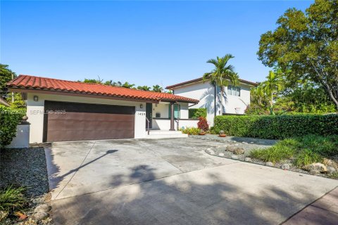 Villa ou maison à vendre à Coral Gables, Floride: 3 chambres, 153.29 m2 № 2082786 - photo 28