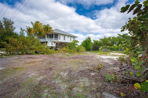 Terreno en venta en Placida, Florida № 1122442 - foto 1