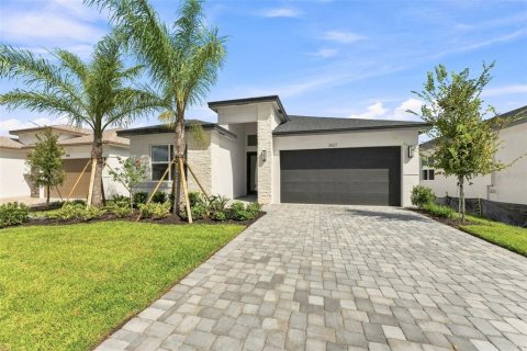 House in Wesley Chapel, Florida 2 bedrooms, 155.52 sq.m. № 2284033
