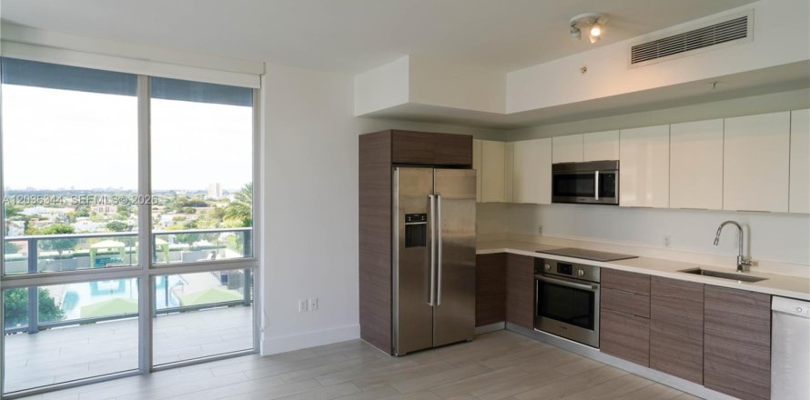 Condo à Miami, Floride, 2 chambres  № 2084283