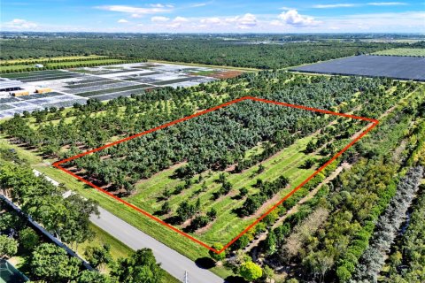 Commercial property in Homestead, Florida № 1956882 - photo 2