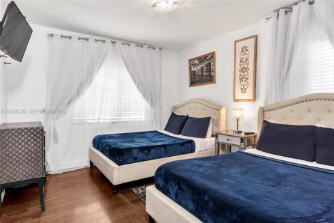 Купить коммерческую недвижимость в Майами-Бич, Флорида 163.51м2, № 1988282 - фото 17