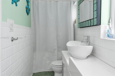 Купить коммерческую недвижимость в Майами-Бич, Флорида 163.51м2, № 1988282 - фото 19