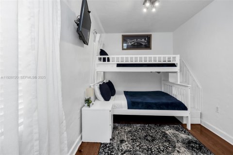 Купить коммерческую недвижимость в Майами-Бич, Флорида 163.51м2, № 1988282 - фото 21