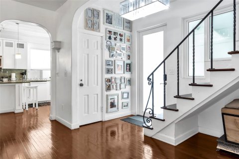 Купить коммерческую недвижимость в Майами-Бич, Флорида 163.51м2, № 1988282 - фото 16