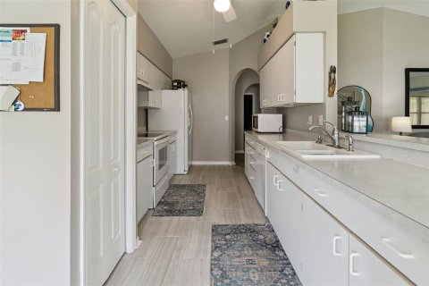 Casa en venta en Haines City, Florida, 2 dormitorios, 103.77 m2 № 2227583 - foto 13