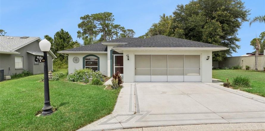 Casa en Haines City, Florida 2 dormitorios, 103.77 m2 № 2227583