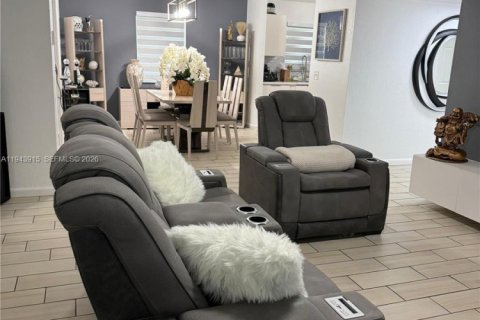 Casa en venta en Fort Lauderdale, Florida, 3 dormitorios, 144 m2 № 2001012 - foto 3