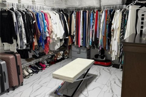 Casa en venta en Fort Lauderdale, Florida, 3 dormitorios, 144 m2 № 2001012 - foto 20