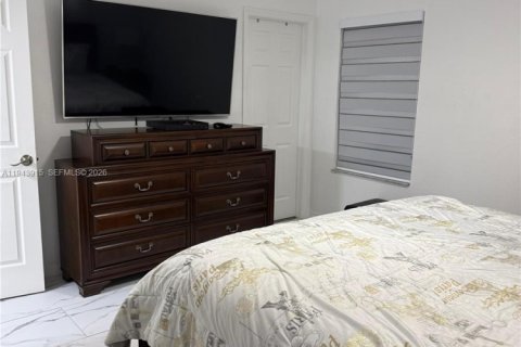 Casa en venta en Fort Lauderdale, Florida, 3 dormitorios, 144 m2 № 2001012 - foto 19