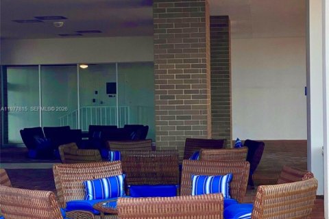 Снять в аренду кондоминиум в Майами-Бич, Флорида 4 спальни, 266.91м2, № 2044536 - фото 23