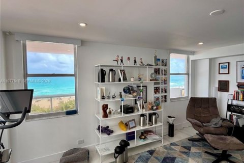 Снять в аренду кондоминиум в Майами-Бич, Флорида 4 спальни, 266.91м2, № 2044536 - фото 13