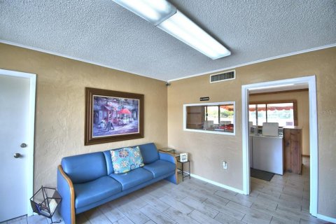 Condo in Lakeland, Florida, 2 bedrooms  № 1873505 - photo 30