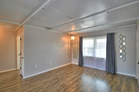 Condo in Lakeland, Florida, 2 bedrooms  № 1873505 - photo 3