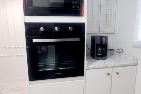 Condominio en venta en Sunrise, Florida, 2 dormitorios, 99.78 m2 № 2076853 - foto 25