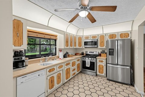 Villa ou maison à vendre à Saint Lucie, Floride: 3 chambres, 150.32 m2 № 2361442 - photo 8