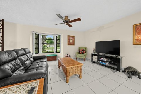 Villa ou maison à vendre à Saint Lucie, Floride: 3 chambres, 150.32 m2 № 2361442 - photo 7