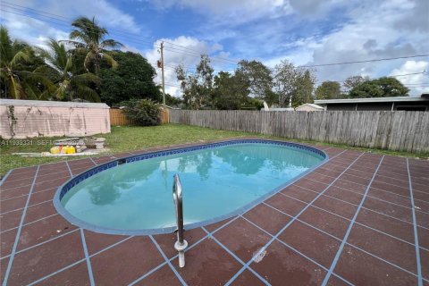 Купить виллу или дом в Форт-Лодердейл, Флорида 3 спальни, 107.3м2, № 1991205 - фото 2