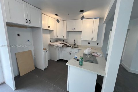 Купить виллу или дом в Форт-Лодердейл, Флорида 3 спальни, 107.3м2, № 1991205 - фото 7