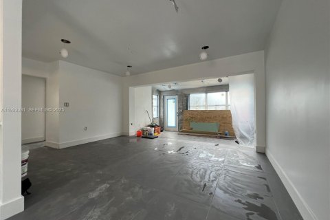 Купить виллу или дом в Форт-Лодердейл, Флорида 3 спальни, 107.3м2, № 1991205 - фото 6